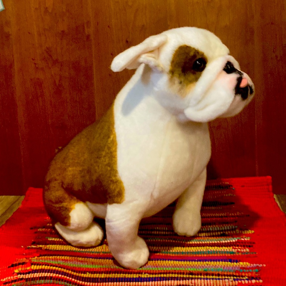 Bulldog Cuddle Clone